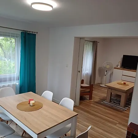 بيت للعطل Zacisze Laskowa (Oswiecim)